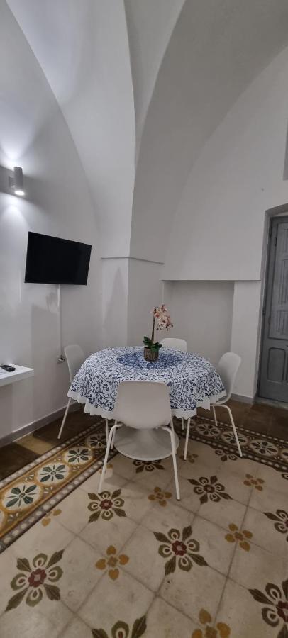 Amarcord Apartment บรินดิซิ ภายนอก รูปภาพ
